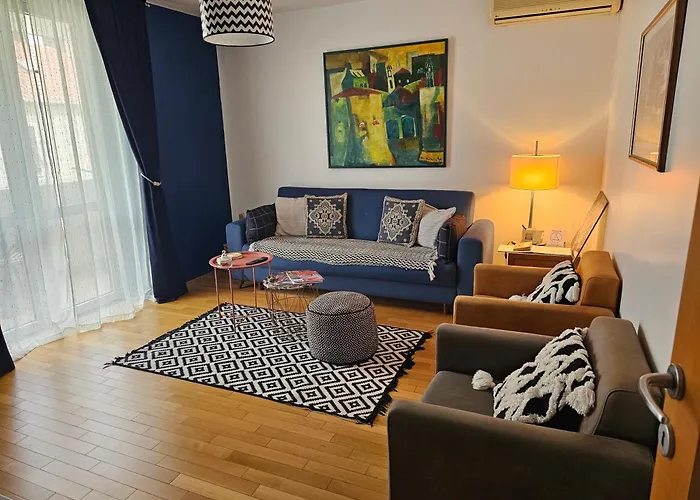 Batala1-City Marina Apartment With Secured Private Parking