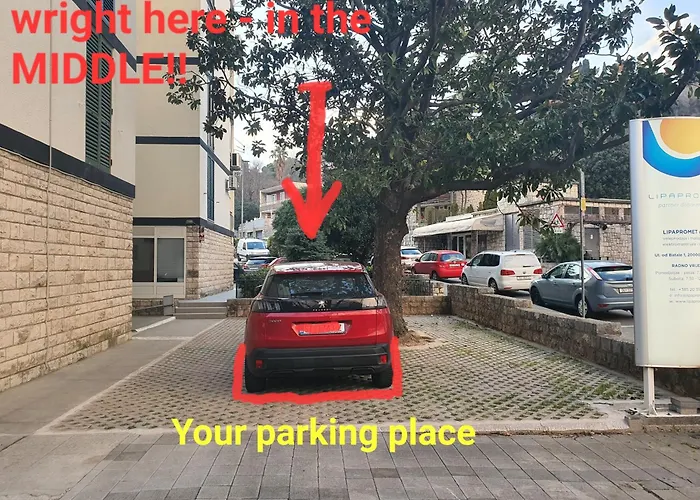 Batala1-City Marina Apartment With Secured Private Parking